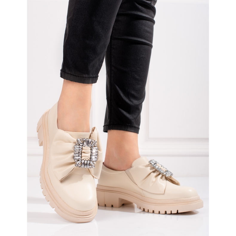 Beige women's brogues with a bow from Shelovet 2 Beige women's brogues with a bow from Shelovet 2