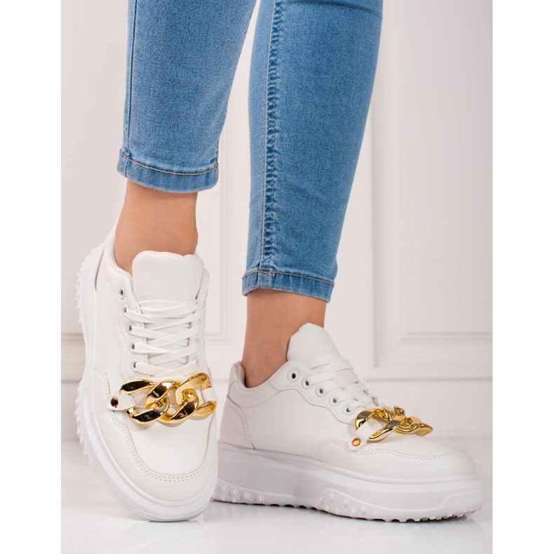 Women's white sneakers with chain 1