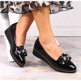 Black lacquered wedge shoes with beads Potocki SZ12031 1