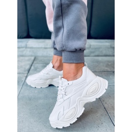 Beige women's sports shoes with a high sole 4 Beige women's sports shoes with a high sole 4