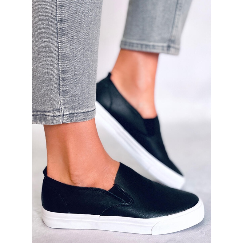 BM Diaz Black women's slip-on sneakers 1 BM Diaz Black women's slip-on sneakers 1