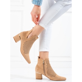 Openwork women's boots on a low Vinceza beige heel 2