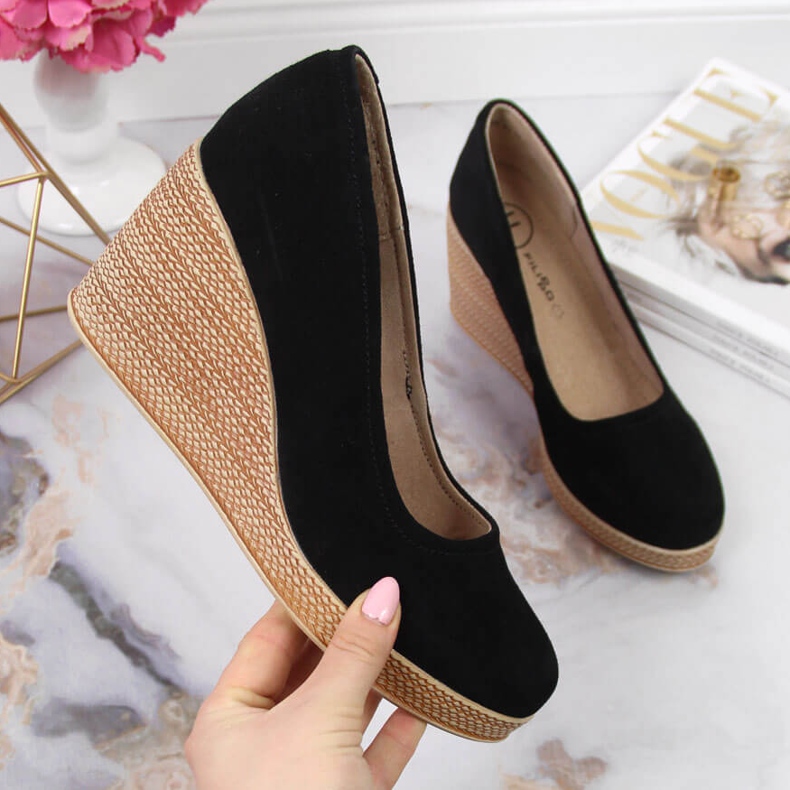Leather wedge pumps black Suede Filippo DP3521 1