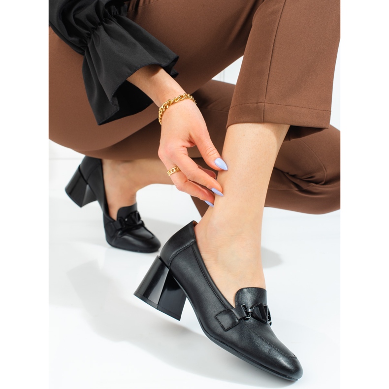 Women's Vinceza black heeled pumps 2