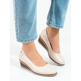 Vinceza women's pumps on a cork wedge beige 1