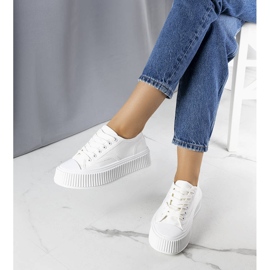White platform sneakers from Delores 1