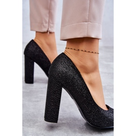 Shiny Pumps On Black Heel 3