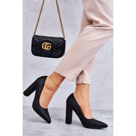 Shiny Pumps On Black Heel 2