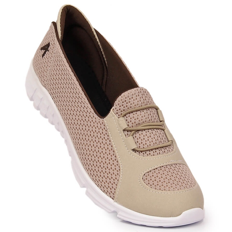 Comfortable beige slip-on sports shoes from Artiker 50C1167 2 Comfortable beige slip-on sports shoes from Artiker 50C1167 2