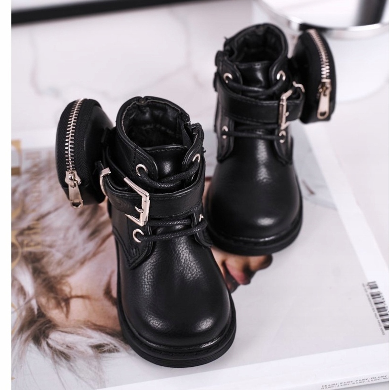 Winter girlish boots with a black handbag 4 Winter girlish boots with a black handbag 4