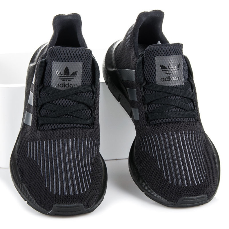 Adidas swift run j black 1