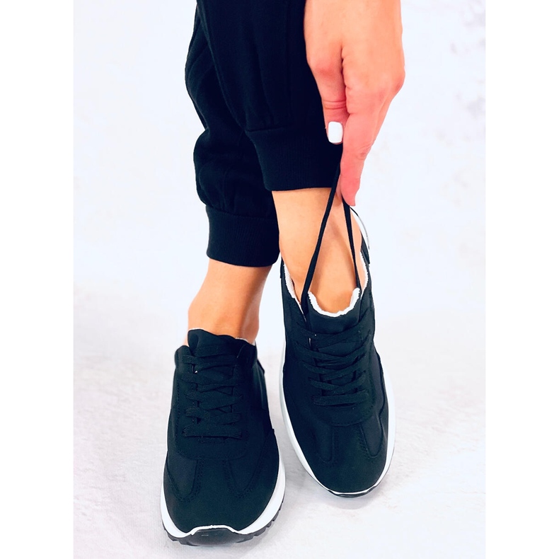 Barks Black Ii women's sports shoes 1 Barks Black Ii women's sports shoes 1