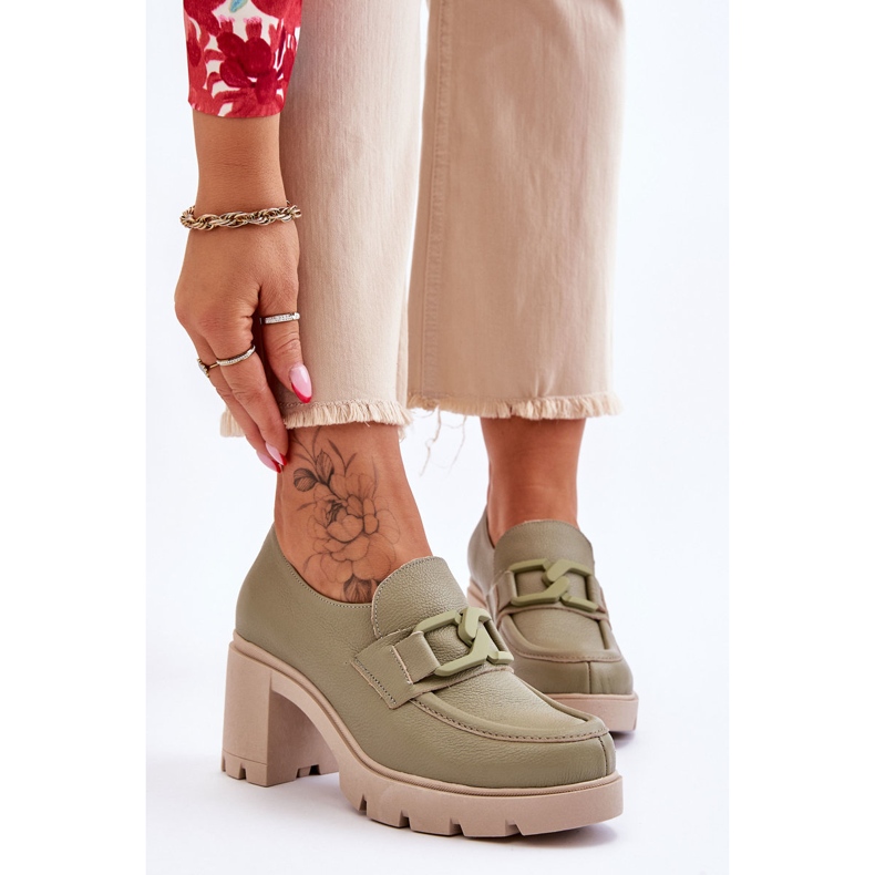 Lemar Elegant Brogues On Heel With Green Harmell Decoration 1