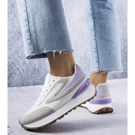 White sneakers on a thicker sole from Moore 1