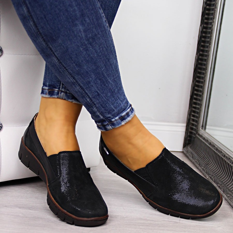 Leather women's shoes, slip-on black Helios 350 1