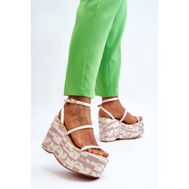 FS1 Fashionable Wedge Sandals With Patterns Beige Claria brown 2
