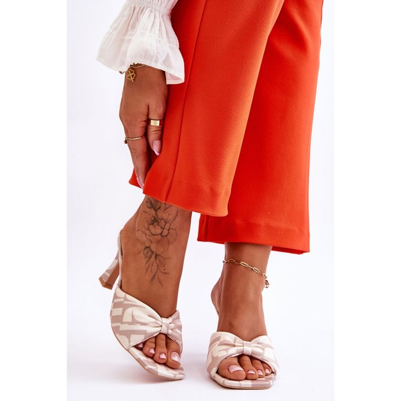 Fashionable High Heels In Print Beige Floria 1