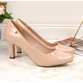 Nude patent leather pumps from Sergio Leone beige 2