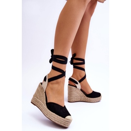 Tied Sandals On A High Wedge Black Lendy 2