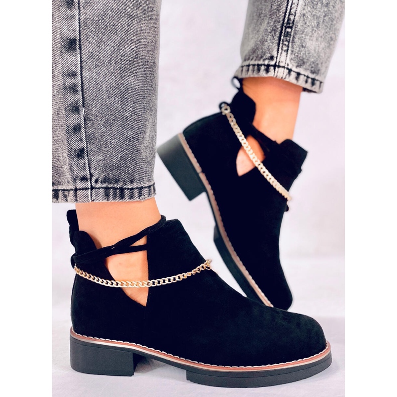 BM Spring cut-out boots Sienna Black 1