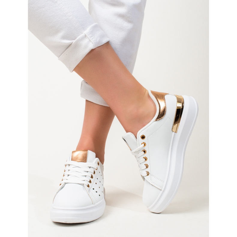 White sneakers with thick soles from Shelovet 2