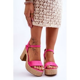 FI1 Comfortable Suede Sandals On A Chunky Fuchsia Elishia Heel pink 1