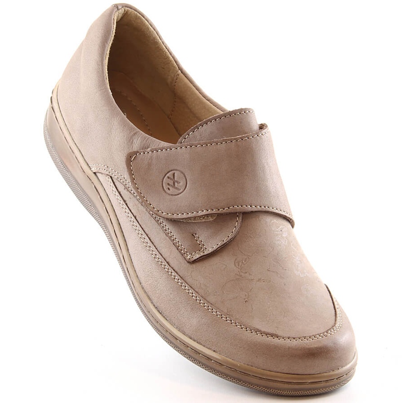 Comfortable women's leather shoes with Velcro beige Helios 395 1 Comfortable women's leather shoes with Velcro beige Helios 395 1