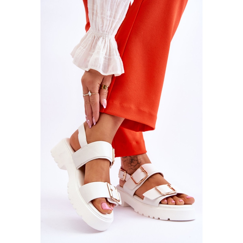 FB2 Leather Comfortable Sandals White Alayah 2