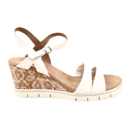 Caprice Wedge Leather Sandals 9-28710-20 160 White Softnap 2