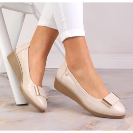 M. DASZYŃSKI Women's beige wedge pumps M.Daszyński MR2265-4 1