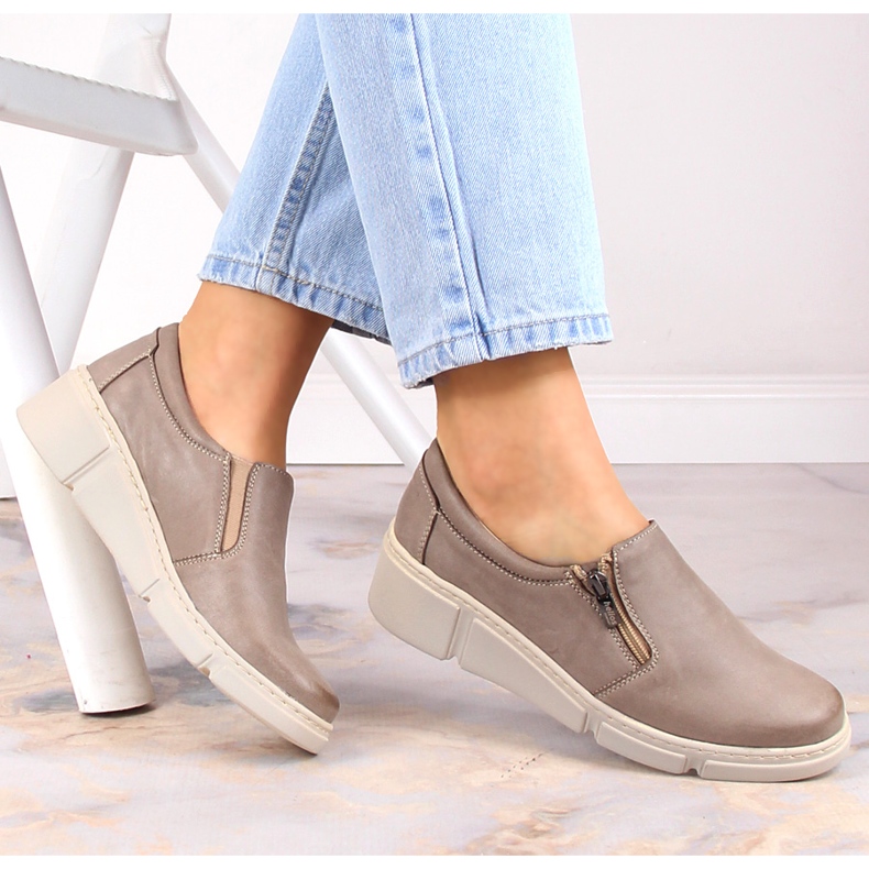 Women's comfortable leather wedge shoes beige Helios 404-02 1