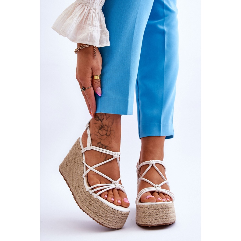 Fashionable Wedge Sandals With Braid White Nessia 1