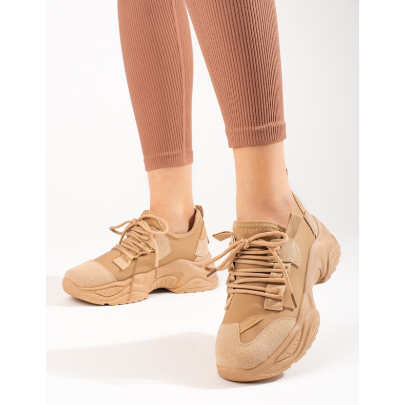 Women's beige sneakers on the Shelovet platform 1