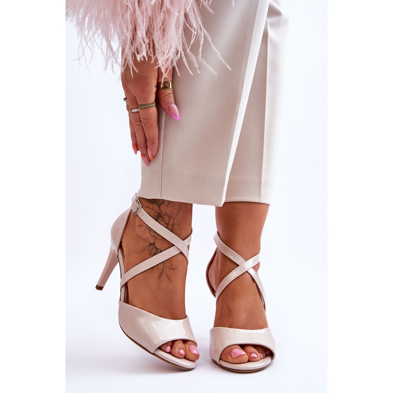 Sergio Leone Fashionable Sandals On A Beige Lacquered High Heel Loressa 1