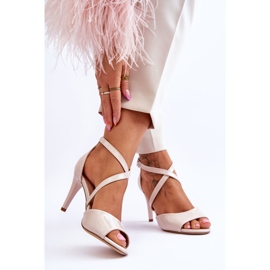 Sergio Leone Fashionable Sandals On A Beige Lacquered High Heel Loressa 2