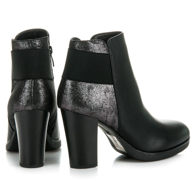 Vinceza Boots on the post black 1