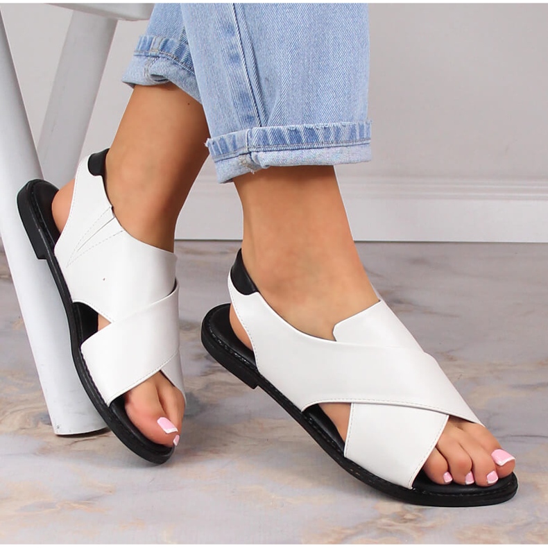 Women's flat slip-on sandals white Potocki YQ21024 1