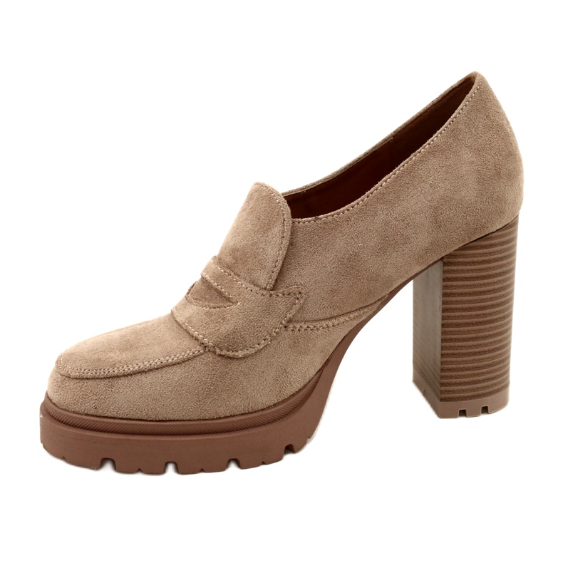 Evento Fashionable moccasins on the platform and beige bar 2