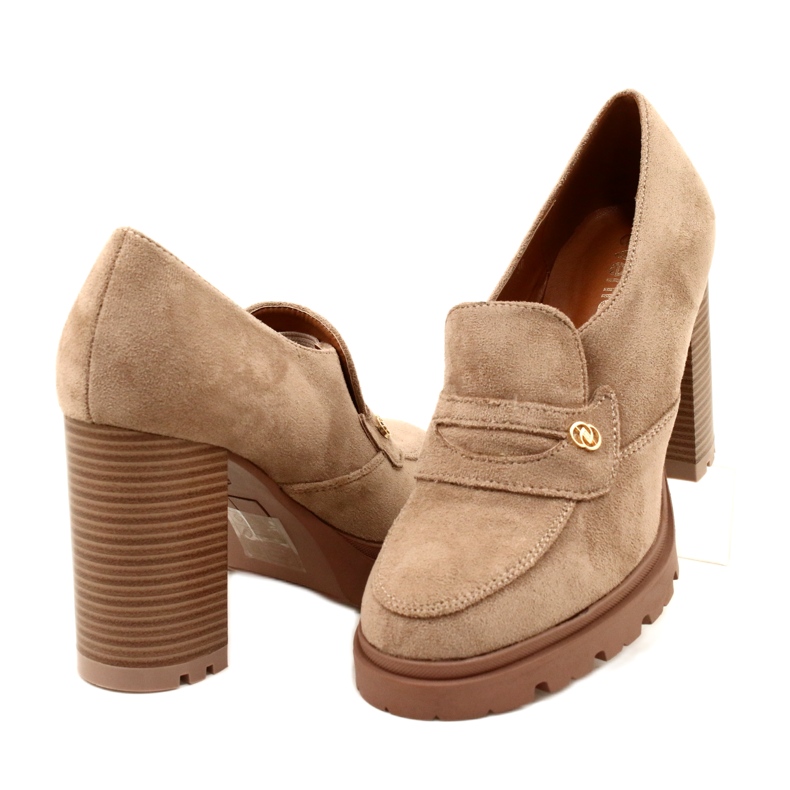 Evento Fashionable moccasins on the platform and beige bar 4