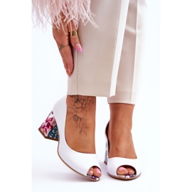 Lewski Shoes Leather Pumps With A Decorative Heel Leski Shoes 2608/K White Peas 1 Lewski Shoes Leather Pumps With A Decorative Heel Leski Shoes 2608/K White Peas 1