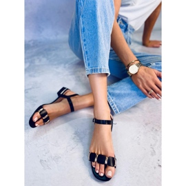Seastar Clary Black low heel sandals 2