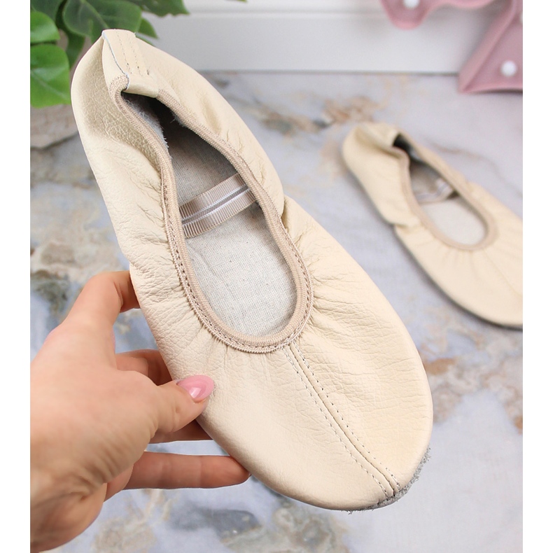 Women's leather ballet shoes with elastic bands beige Nazo NB02 1