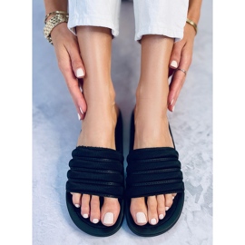 Women's Minno Black slippers 2