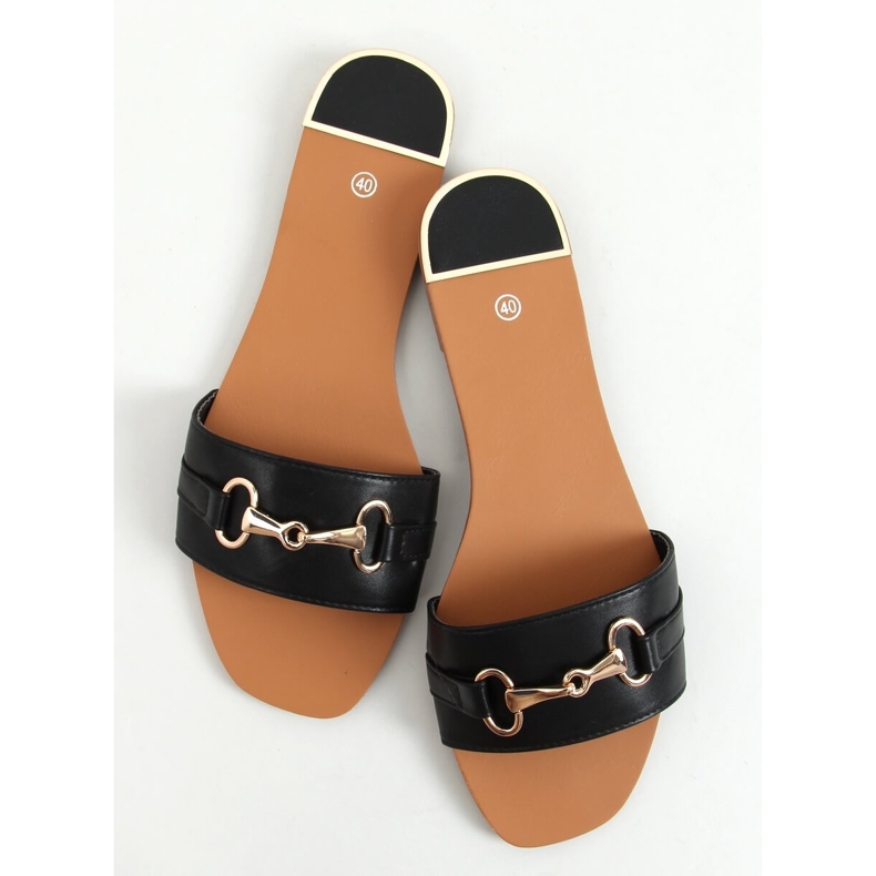 Gallery Black women's slippers 1