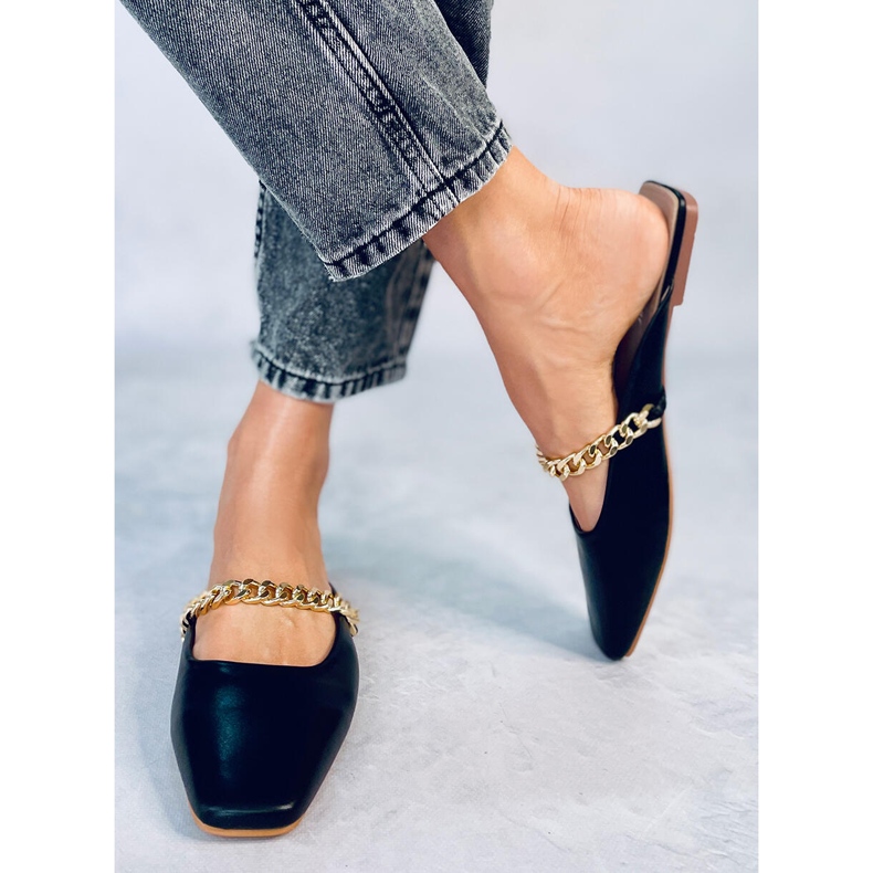 Seastar Chiara Black slippers with chain 2