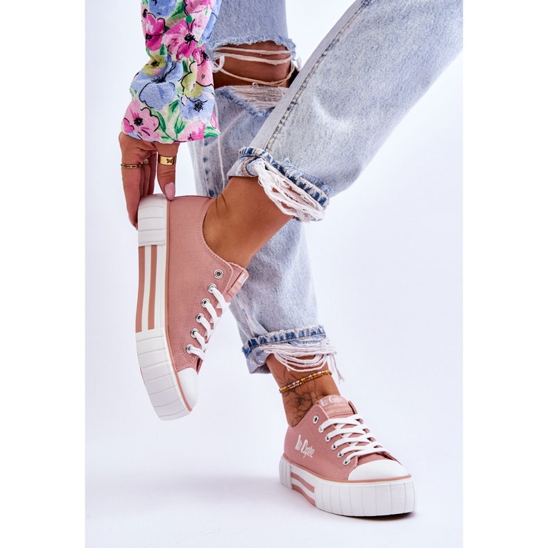 Women's Sneakers On The Platform Lee Cooper LCW-23-31-1804L Pink 2
