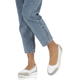 Women's openwork leather ballet flats Filippo Dp4524/23 white 8