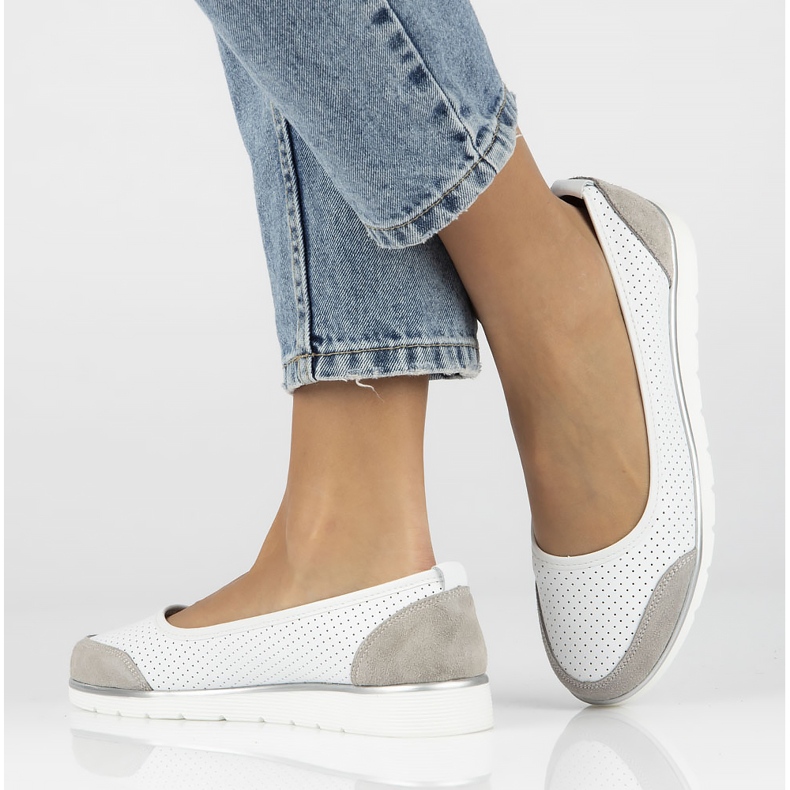 Women's openwork leather ballet flats Filippo Dp4524/23 white 9