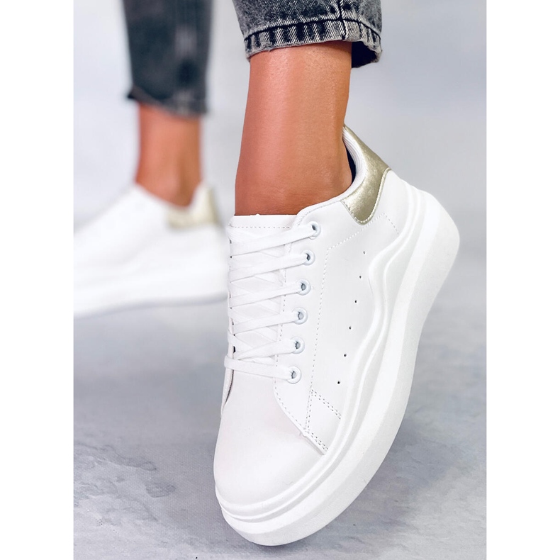 BM Women's Leone Gold sports shoes white 1