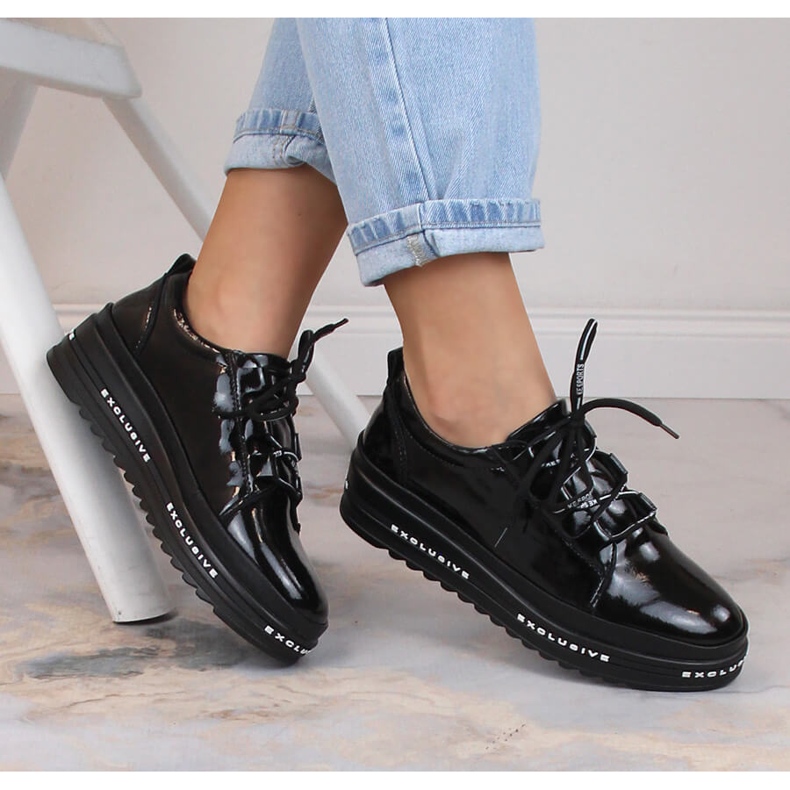 Leather lacquered comfortable platform shoes black S.Barski LR29592 1